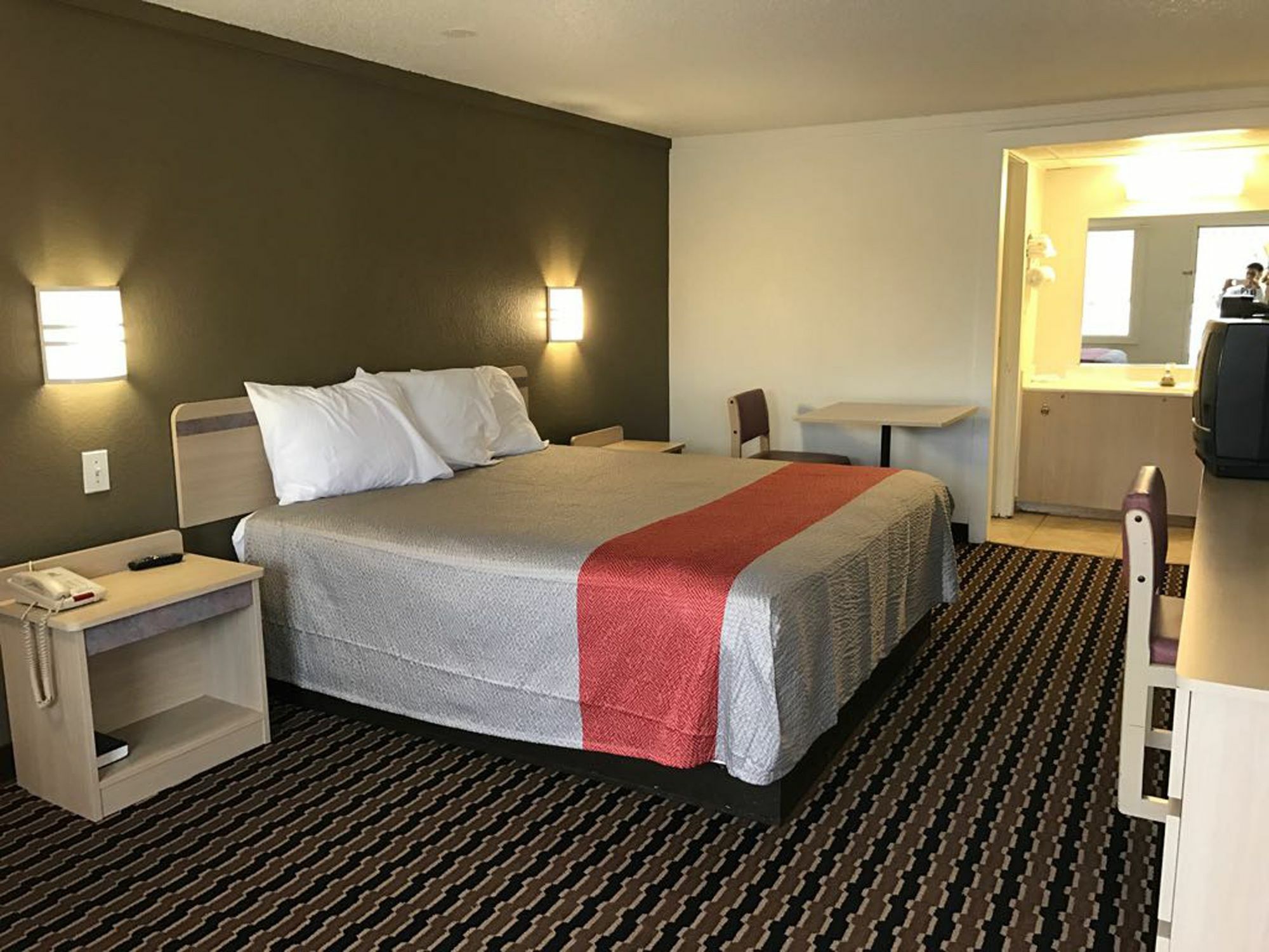 Rodeway Inn Sharonville Exteriör bild